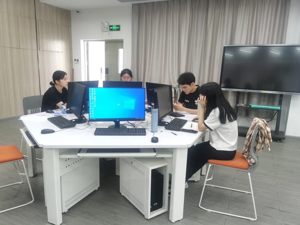 Simultaneous interpreting training laboratory at Guangdong University of Foreign Studies